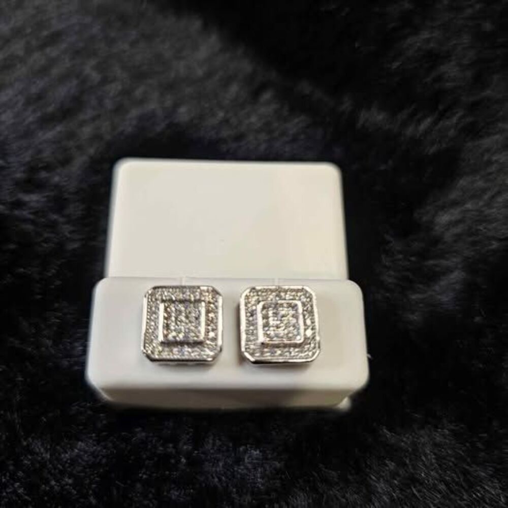 .39CTW VVSD Moissanite screwback earrings in. 925 sterling silver